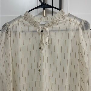 Maison d’Amelie Cream and gold Women's Top